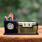Pen holder with Clock & Calendar - Image 2